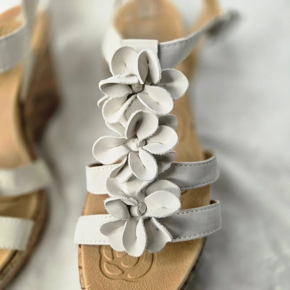 White Floral Wedge Sandals Cork Platform Strappy Summer Shoes Women Size 8